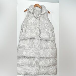 lululemon athletica Light Gray Marble-Print Puffer Vest